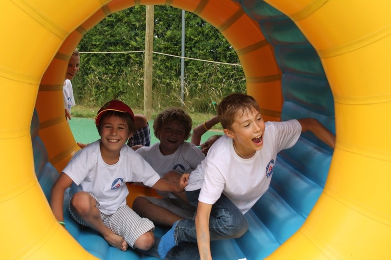 Village Camps International Summer Camp Leysin, Switzerland 2026-08-15 https://www.villagecamps.com/journals_admin/images/695-10-yellowgreenies (92).jpg